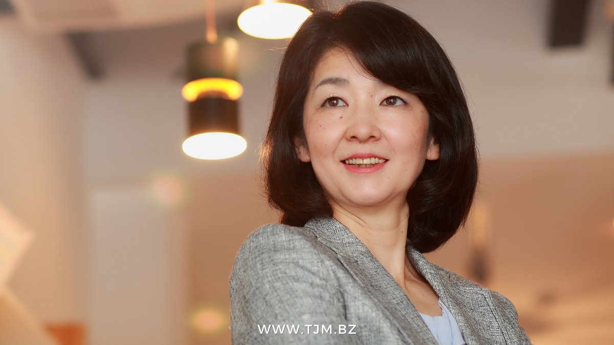 Japanese Woman - Traditional Japanese Matchmaker